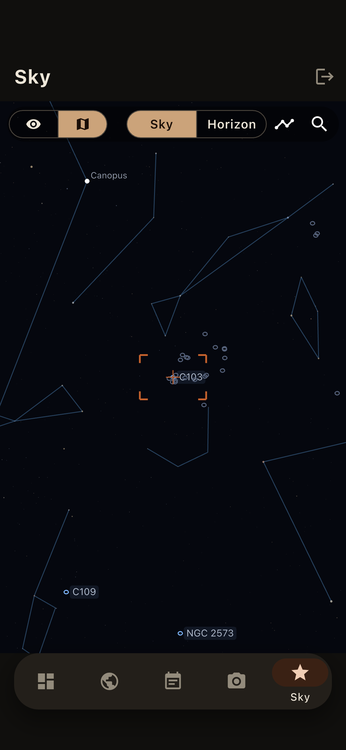 The sky map — constellations, catalogued targets and a framing reticle.